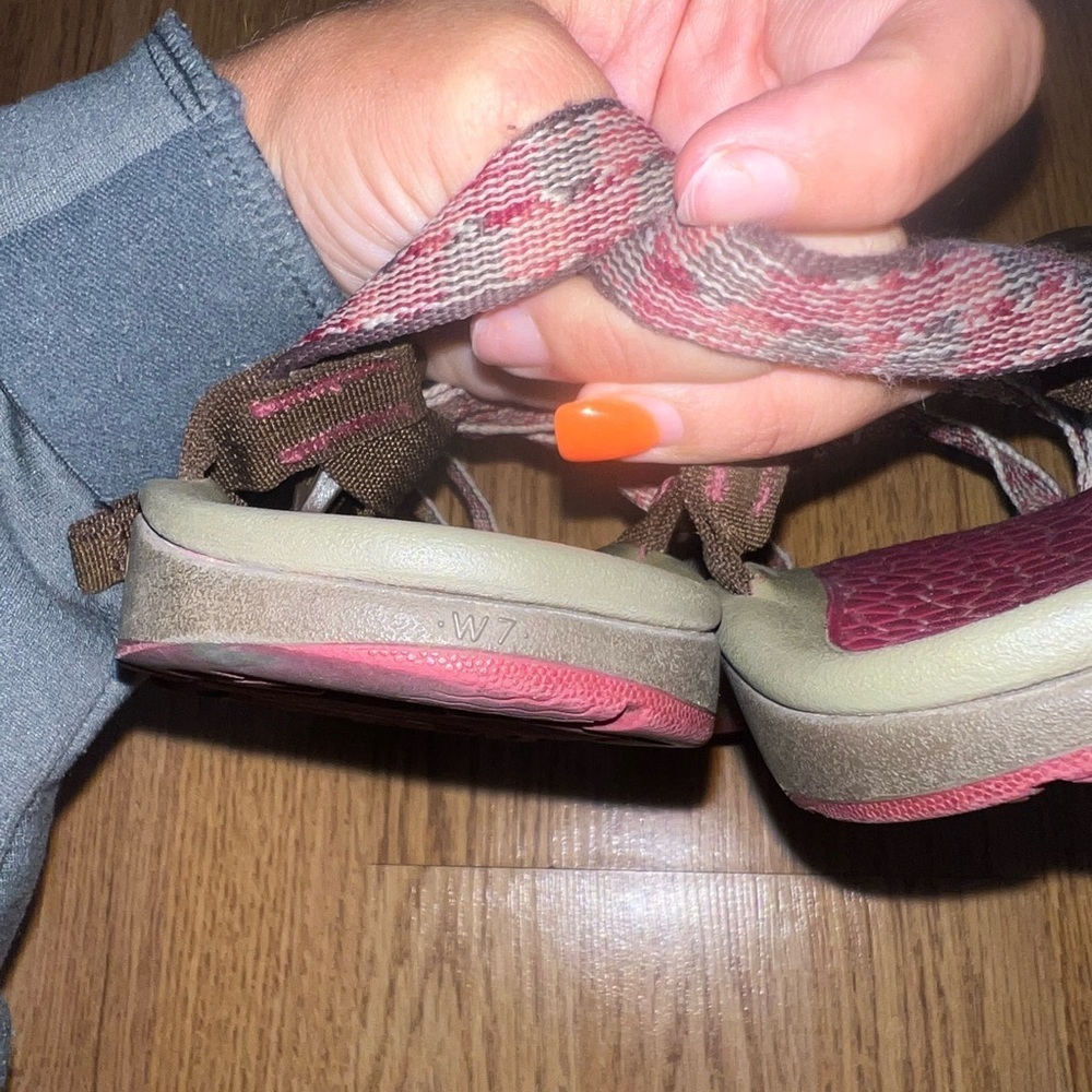 Chacos - Picture 4 of 6